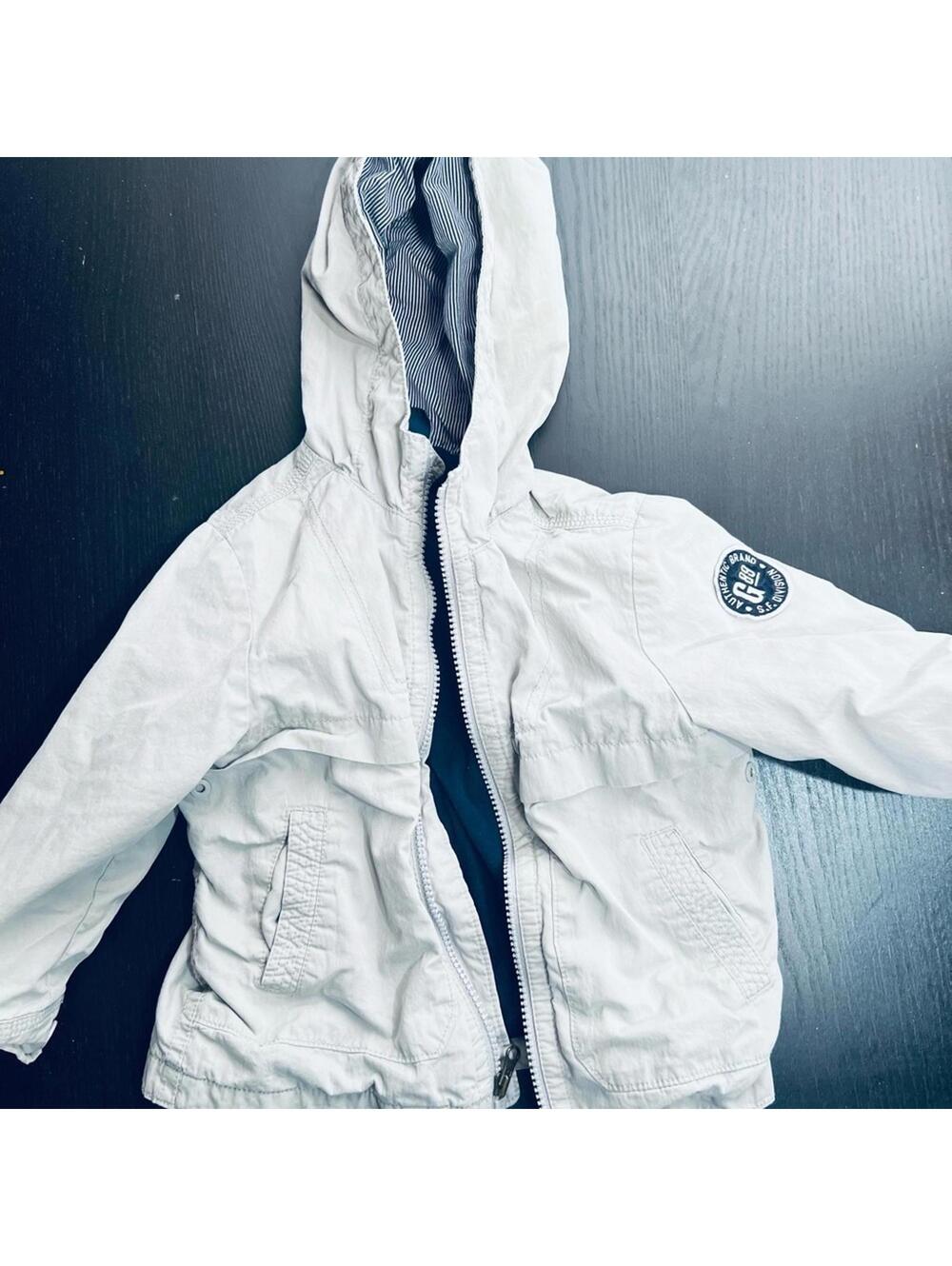 GAP White Jacket with Textured Fabric